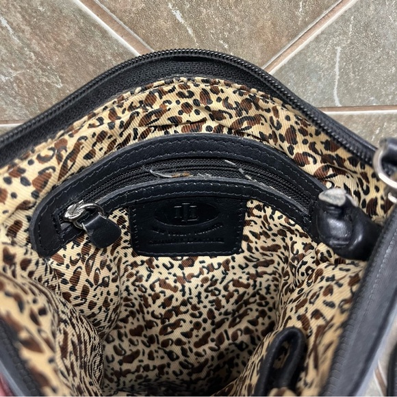 Vintage ILI New York Black Leather Crossbody Bag - Picture 4 of 11